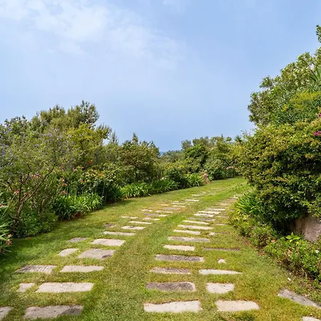 Guesthost - Into The Green! Imperia Appt With Parking & Pool * Barcheo