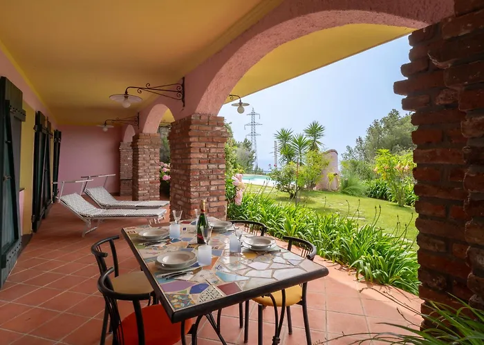 아파트 Guesthost - Into The Green! Imperia Appt With Parking & Pool