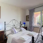 Guesthost - Into The Green! Imperia Appt With Parking & Pool Apartament Barcheo