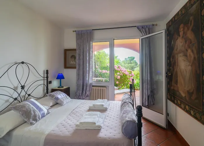 Guesthost - Into The Green! Imperia Appt With Parking & Pool Apartamento Barcheo